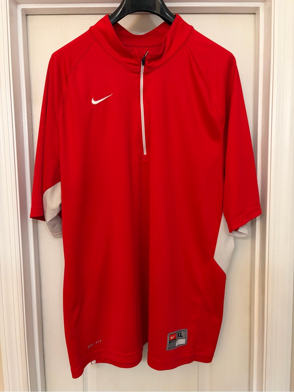 Nike Dri-FIT Baseball Dugout Short Sleeve Pullover Mens XL Red 1/4 Zip